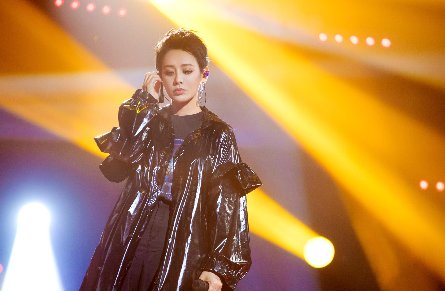 宁静唱孝庄秘史主题曲拉票