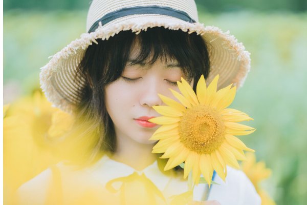 入目无他人,四下皆是你什么意思？