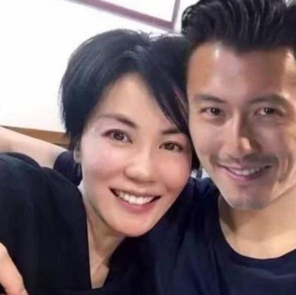 冷落儿子被骂,谢霆锋辟谣张柏芝沉默,向太的话一针见血,你怎么看?