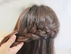 侧边编发怎么弄才好看?