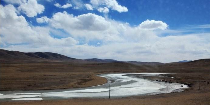 “天高云淡”是什么意思？