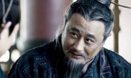 李斯为什么背叛秦始皇？