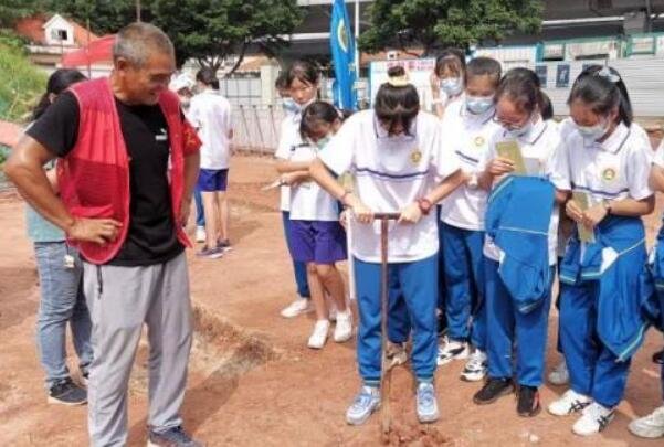 广州一中学发现125座古墓，那校内学生可以免费参观吗？