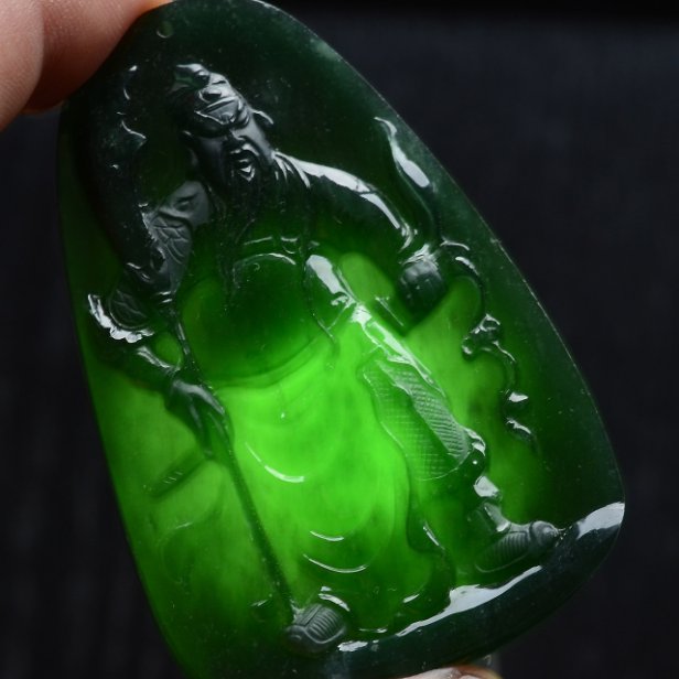 墨翠与墨玉有什么不同啊？