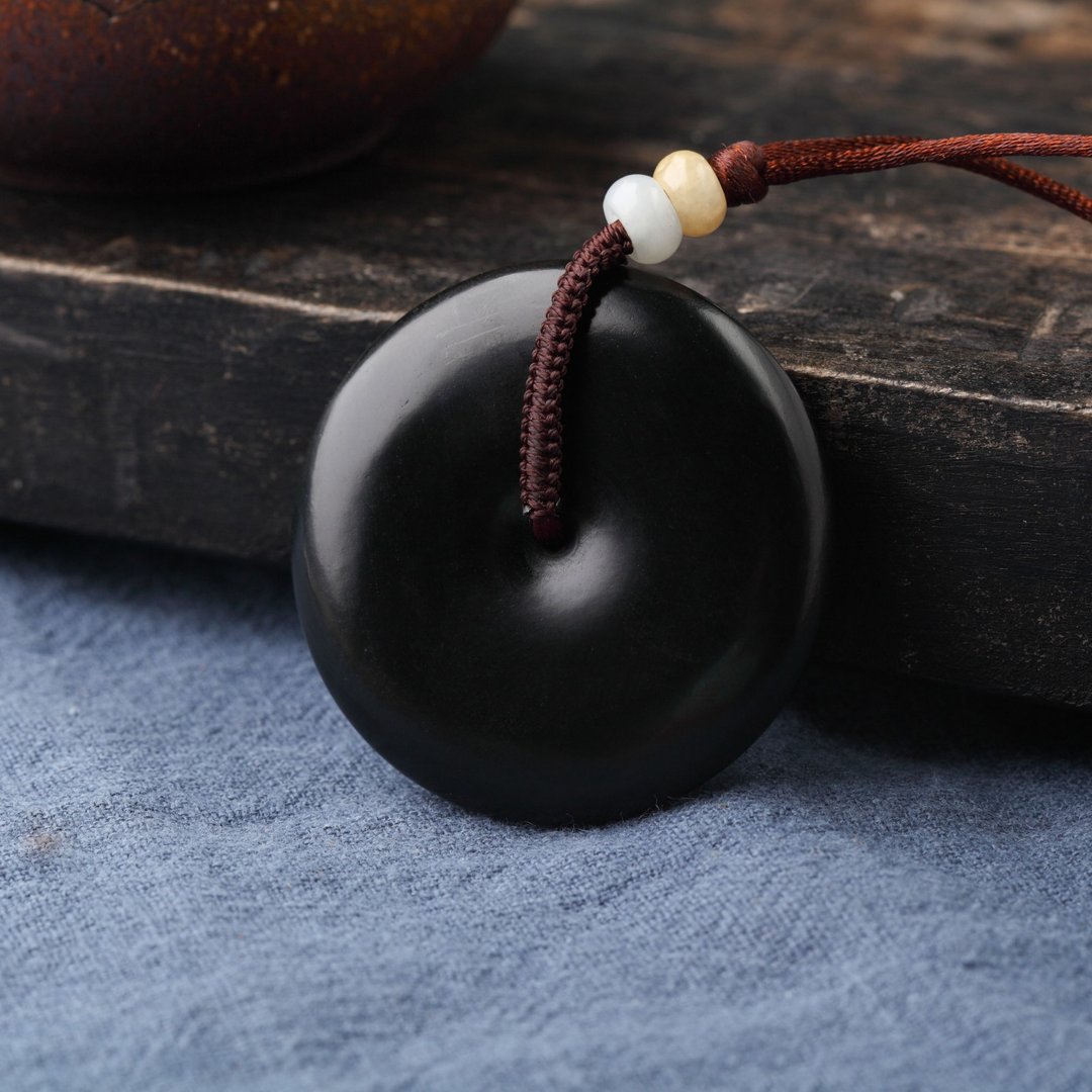 墨翠与墨玉有什么不同啊？