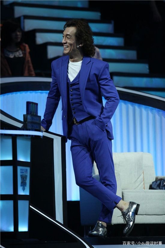 李咏真正死因不是癌症，遗体葬美国，高晓松指出真相，究竟有什么隐情呢？