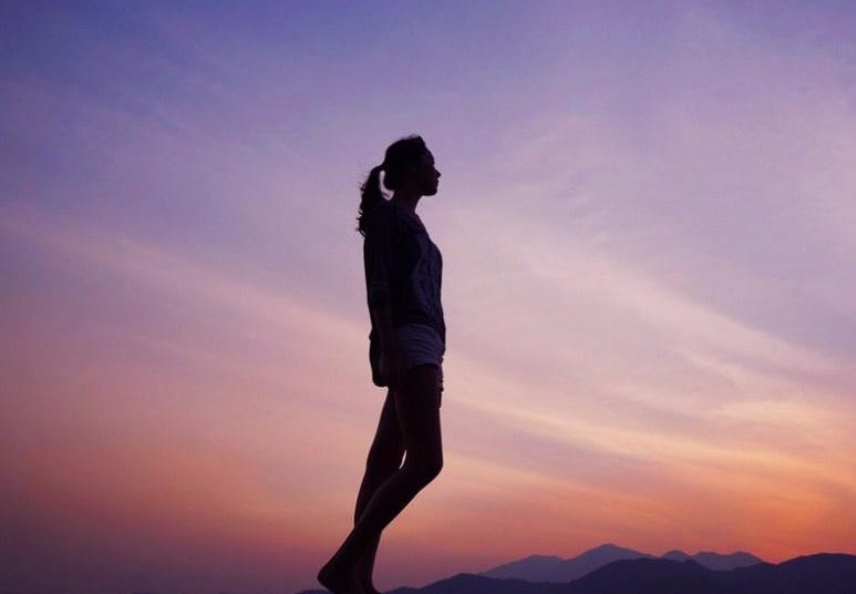 白色橄榄树阿瓒结局