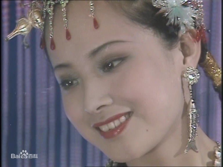 我感觉86版西游记万圣公主好妩媚，好妖娆啊！问下，她是好人坏人？再给我几张万圣公主在剧中的图片！不...