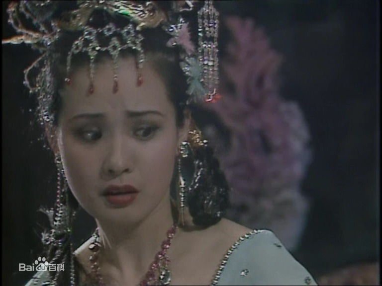 我感觉86版西游记万圣公主好妩媚，好妖娆啊！问下，她是好人坏人？再给我几张万圣公主在剧中的图片！不...