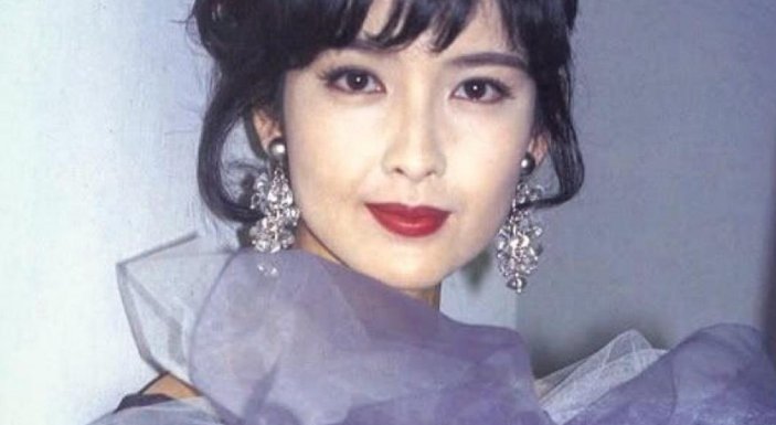 周慧敏不生孩子真实原因是什么?