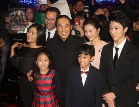 张艺谋女儿张末嫁老外惨遭家暴，为何二婚还要嫁老外？