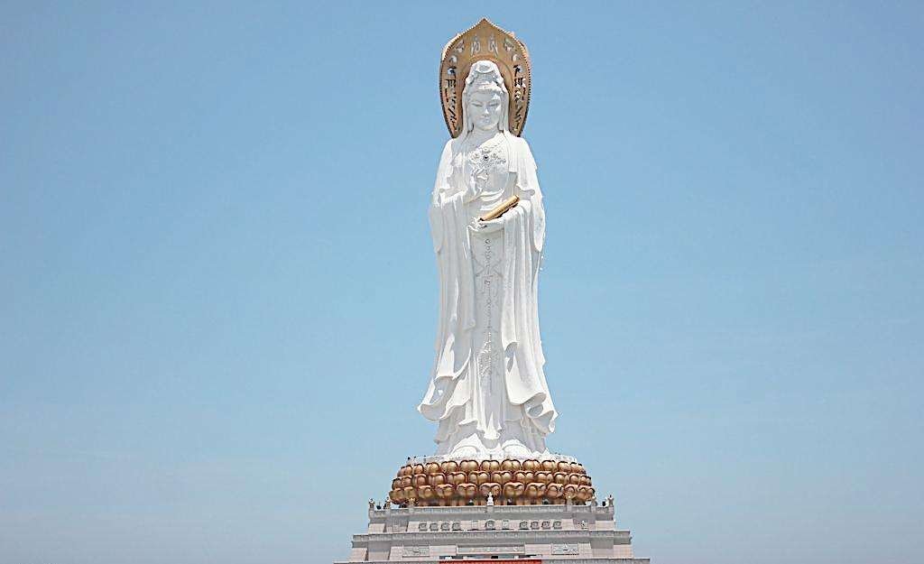 观音菩萨生日为什么有三个 观音菩萨生日是哪天