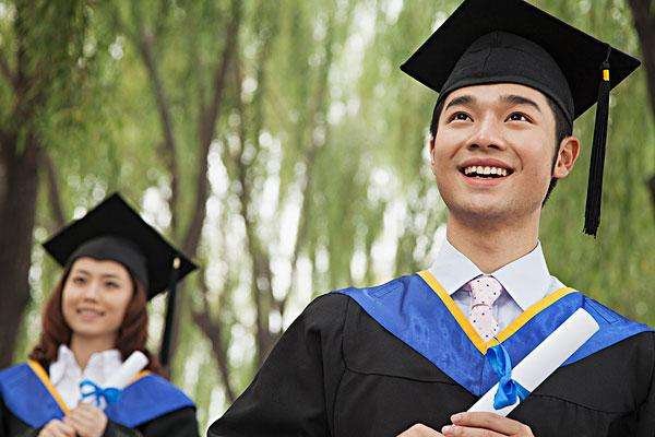 男孩子学什么专业好？