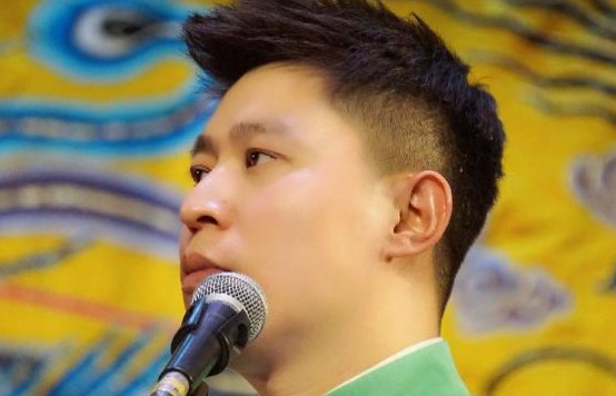 德云社里面的李鹤东为什么会被人叫社会东呢？