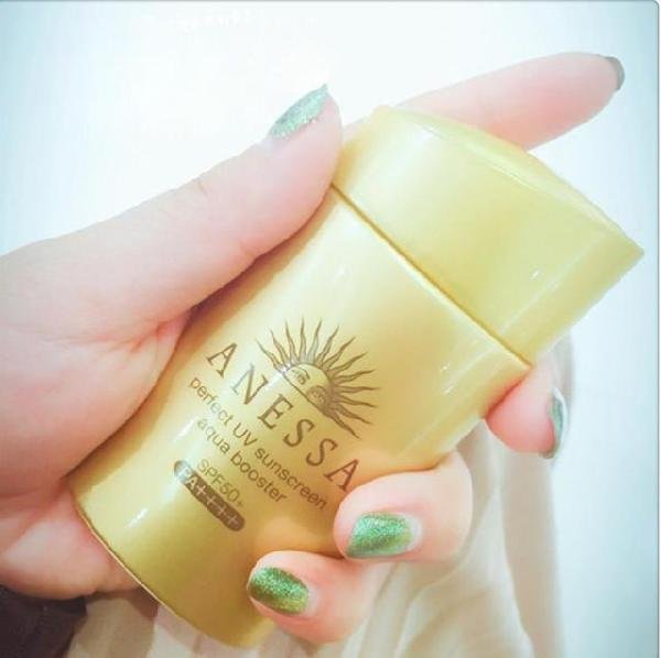 安耐晒的瓶装和喷雾 有区别么 效果一样么？