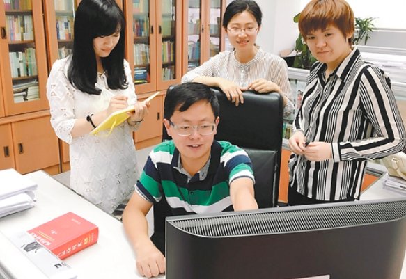 想当出版社编辑该学什么专业