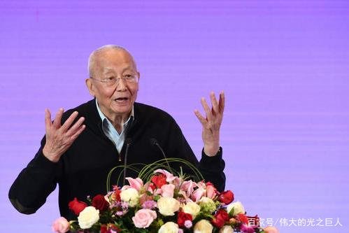 魏纪中到底做错了什么,从云巅跌落成为体育圈的罪人？