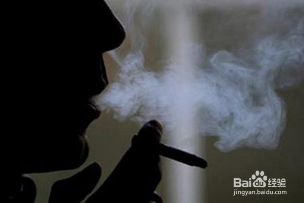 怎么让一个烟瘾很大的人戒烟。