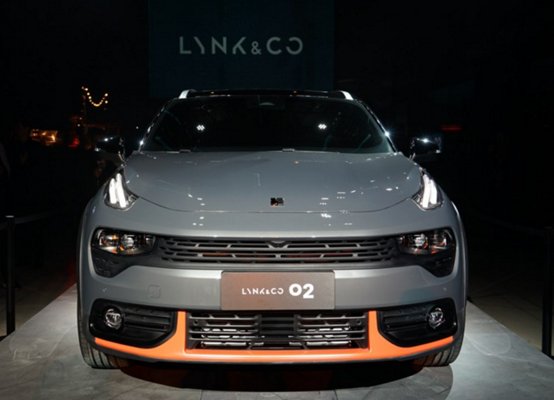 领克01和02哪个好?