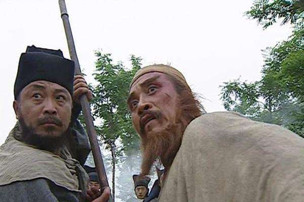 同为和尚，鲁智深和邓元觉谁的武艺更高？