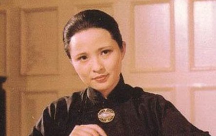 宋庆龄的资料背景