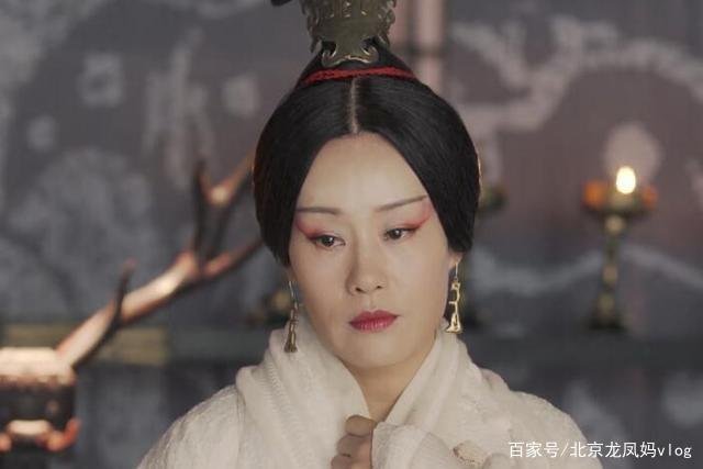 《大秦赋》中，芈启叛秦入楚，他的女儿下场是什么？