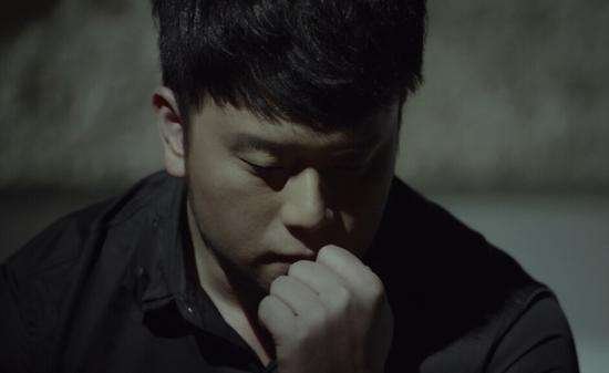 附送折磨到底是不是许嵩唱的？