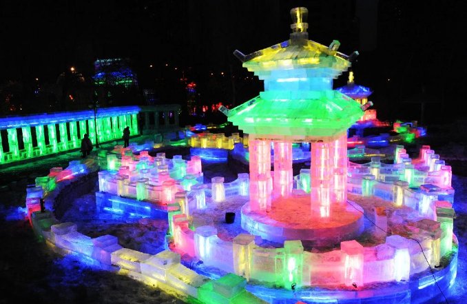 哈尔滨冰灯节是几月几号