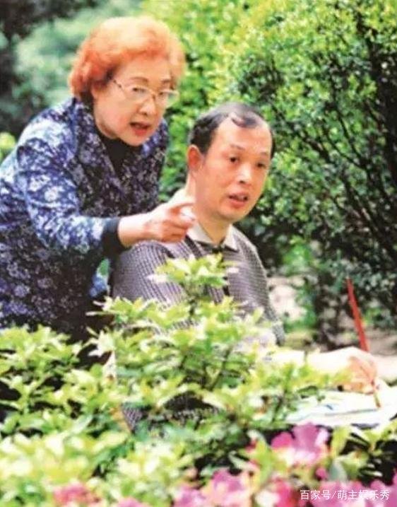 两次遇人不淑晚年又丧子，98岁秦怡近况如何呢？