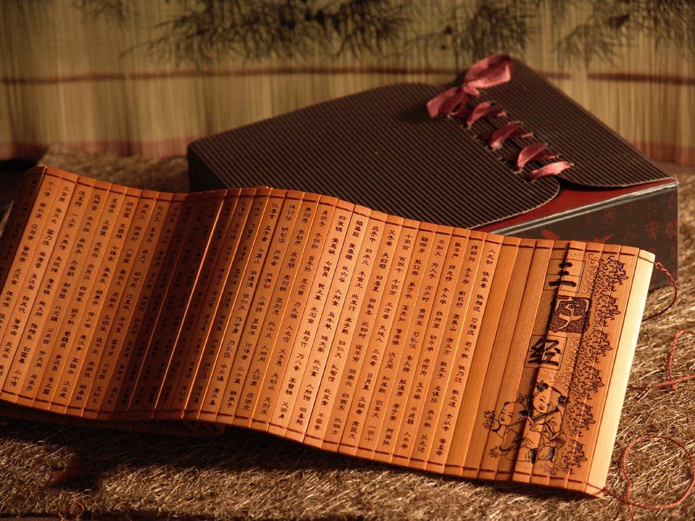 昔孟母 择邻处 子不学 断机杼 的意思