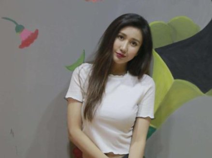 杨凯迪多年不火，与他合作一部戏就红了，网友调侃谁这么厉害？