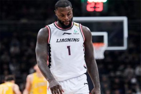 师弟兰斯·史蒂芬森在国内为什么这么受欢迎呢？