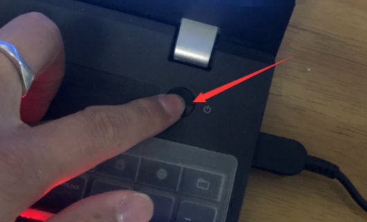 电脑桌面图标不见了，怎么恢复？