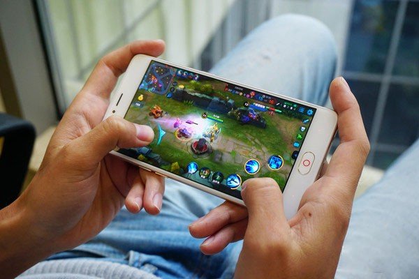 王者荣耀职业联赛选手一般用什么手机？