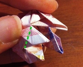 怎么用100元人民币折玫瑰花？