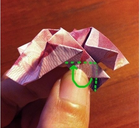 怎么用100元人民币折玫瑰花？