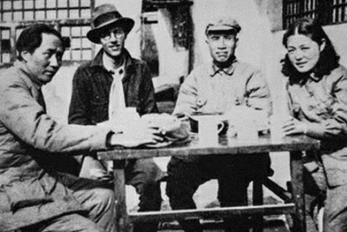 红星照耀中国的体裁是什么