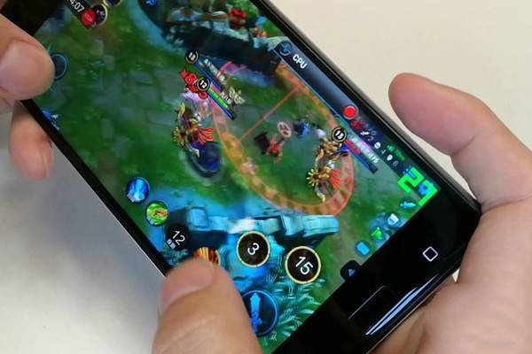 王者荣耀职业联赛选手一般用什么手机？