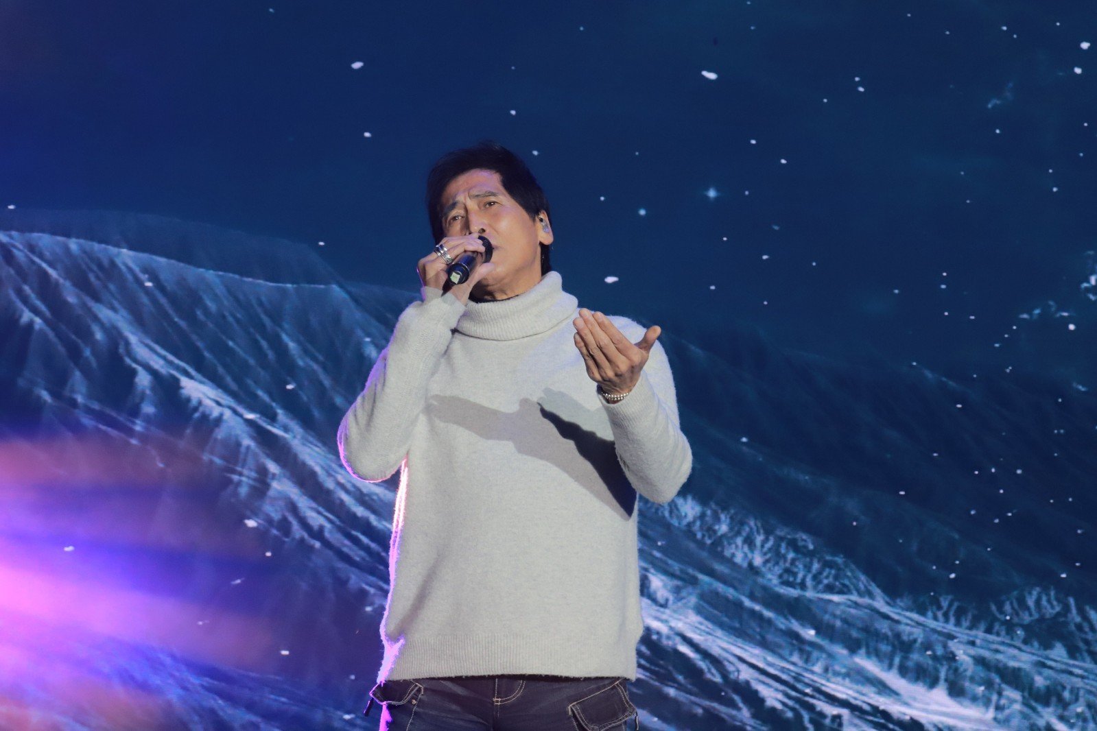 齐秦与王祖贤的恋情是怎么回事？