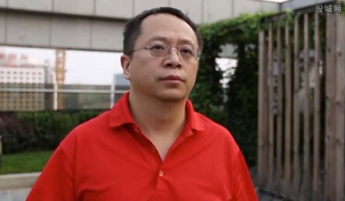 周鸿祎身价暴涨，360靠什么赚钱？