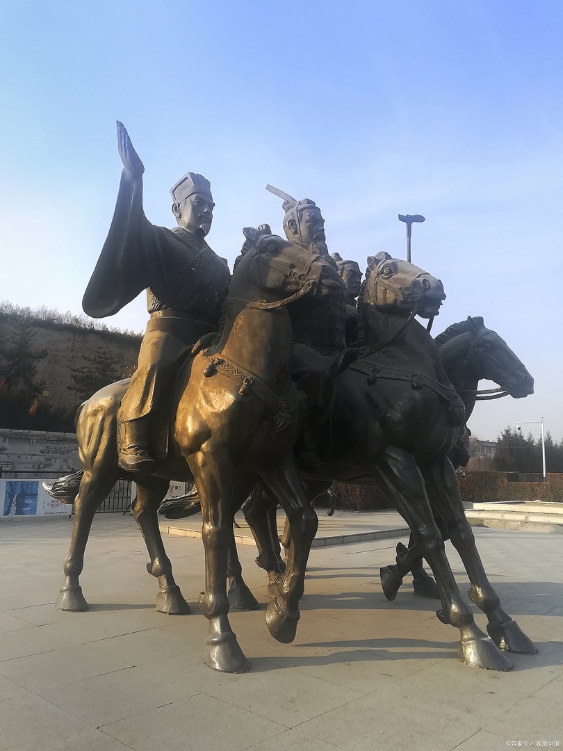 从秦献公到秦始皇六代，秦国在此期间没有出现一个昏君是为何呢？