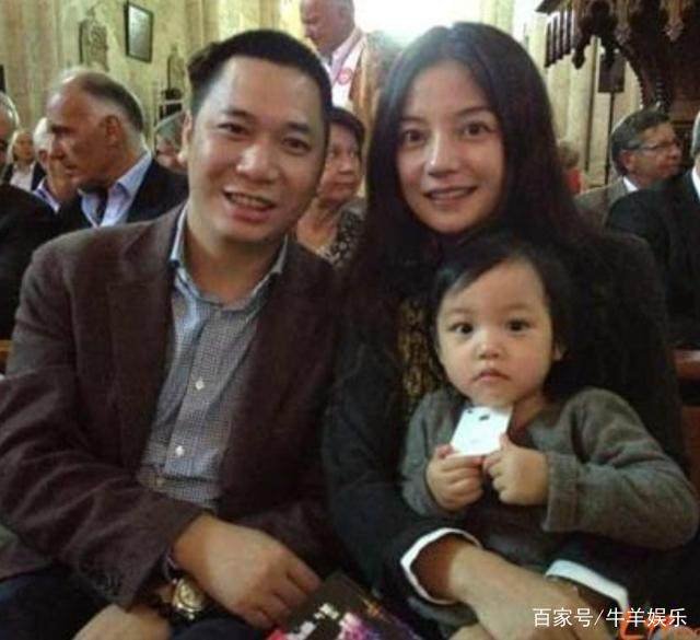 从草根到亿万富翁，赵薇的老公到底是什么人