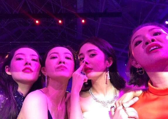 塑料姐妹花是什么意思？？？？