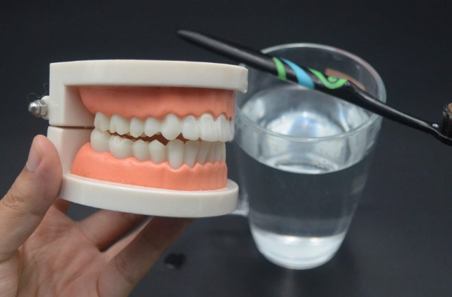 为什么我的唾液有股臭味？