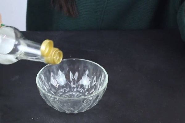 耐克翻毛皮鞋怎么清洗