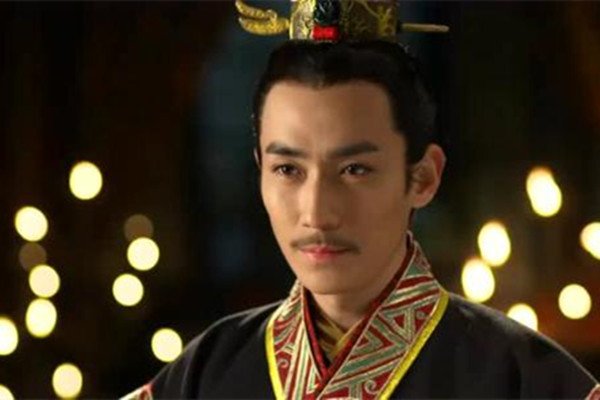 樗里子明知嬴荡昏庸，为什么还要支持他继位？