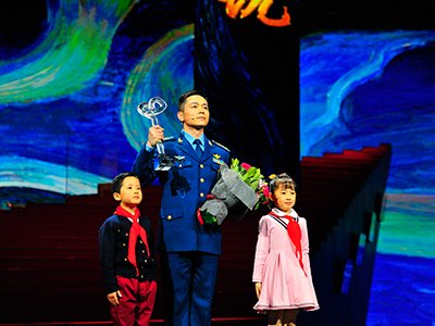 好人好事的例子