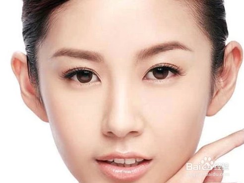 眉笔颜色怎么选 皮肤和头发来决定