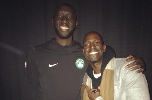 NBA球员法尔，身材夸张到什么程度？