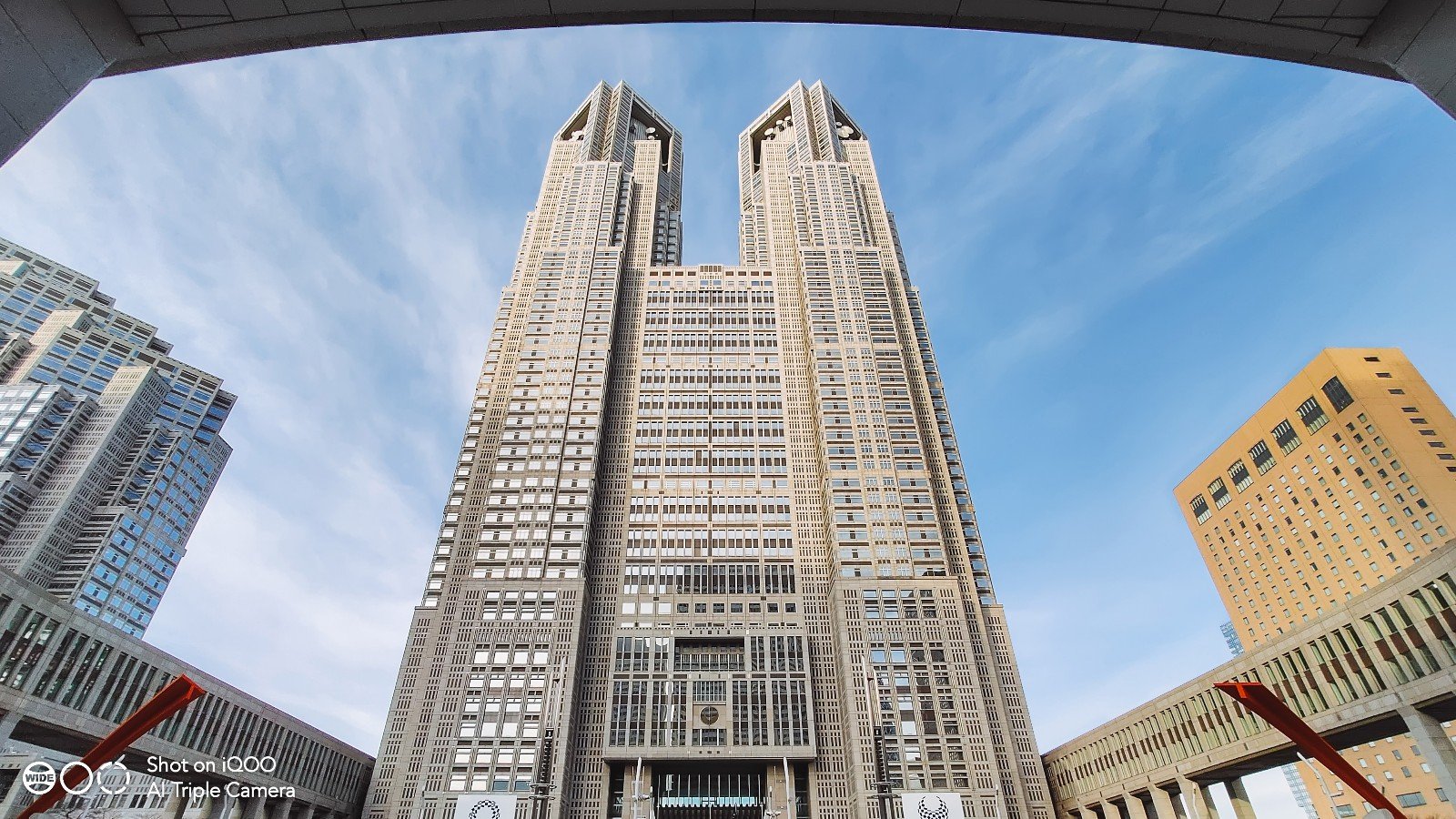 荣耀v20和iqoo买哪个好